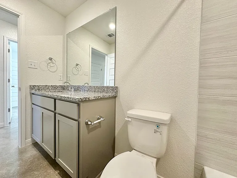 905 Cherry Laurel Ln — Photo 9