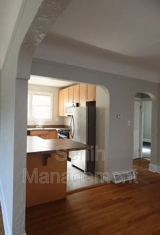 2 bed, 1000 sqft, $1,010 — Photo 4
