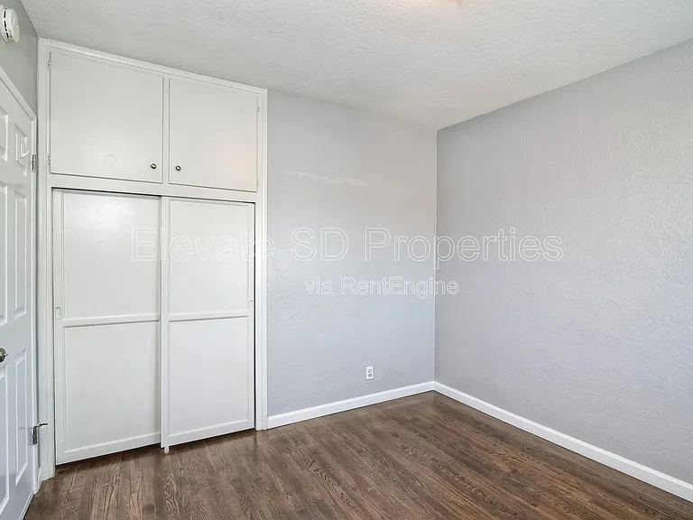 3557 1/2 College Ave — Photo 12
