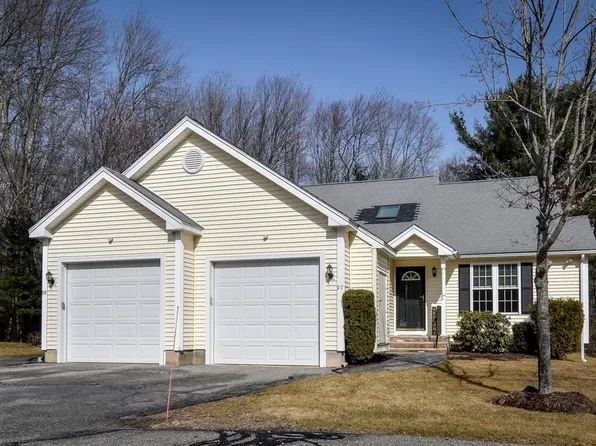 97 Country Squire Rd #97, Uxbridge, MA 01569