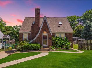 6927 Wilson St, West Mifflin, PA 15122