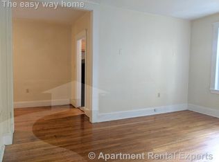 10 Agassiz St #1, Cambridge, MA 02140
