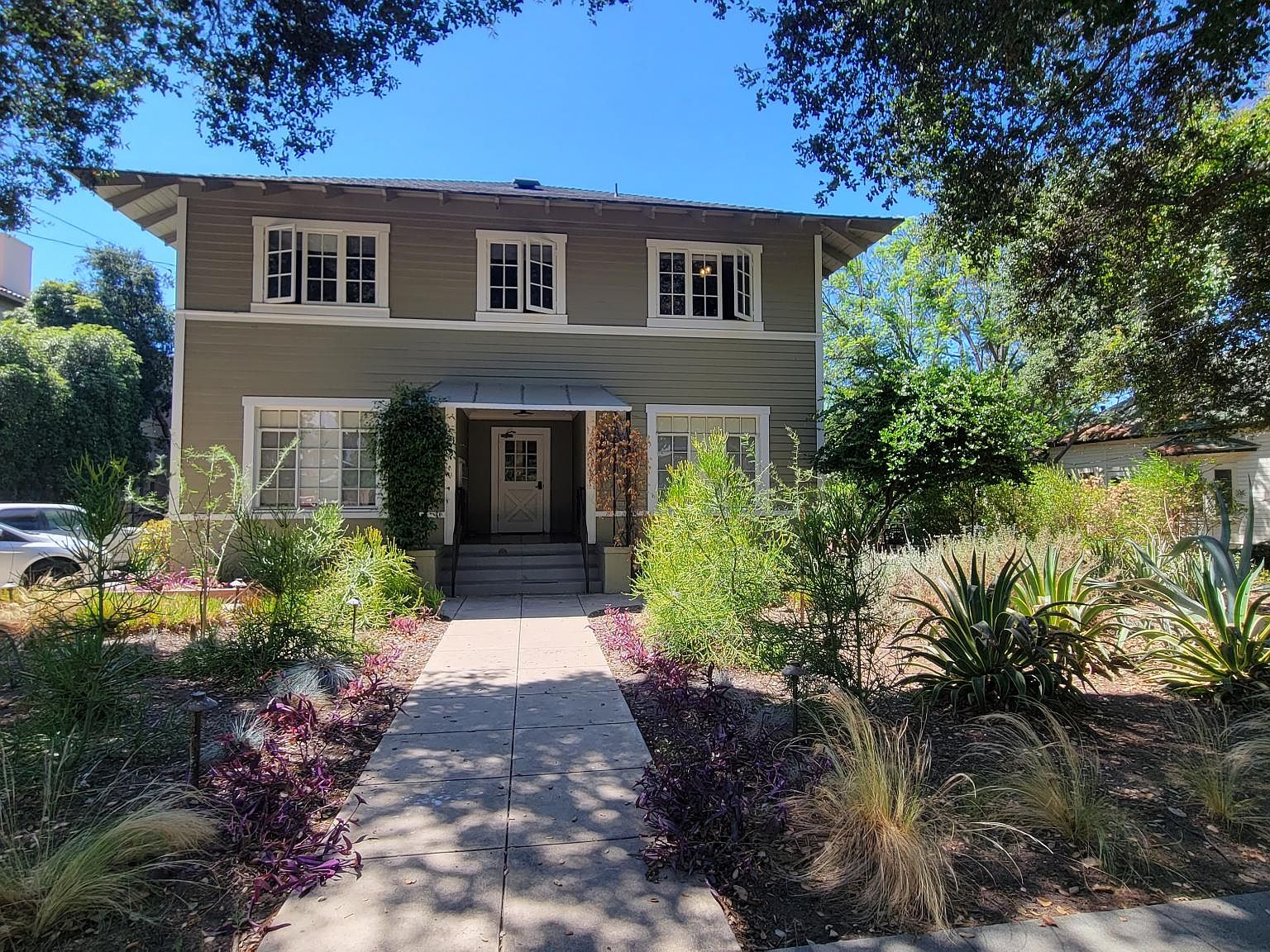 252 W 6th St 2, Claremont, CA 91711 Zillow