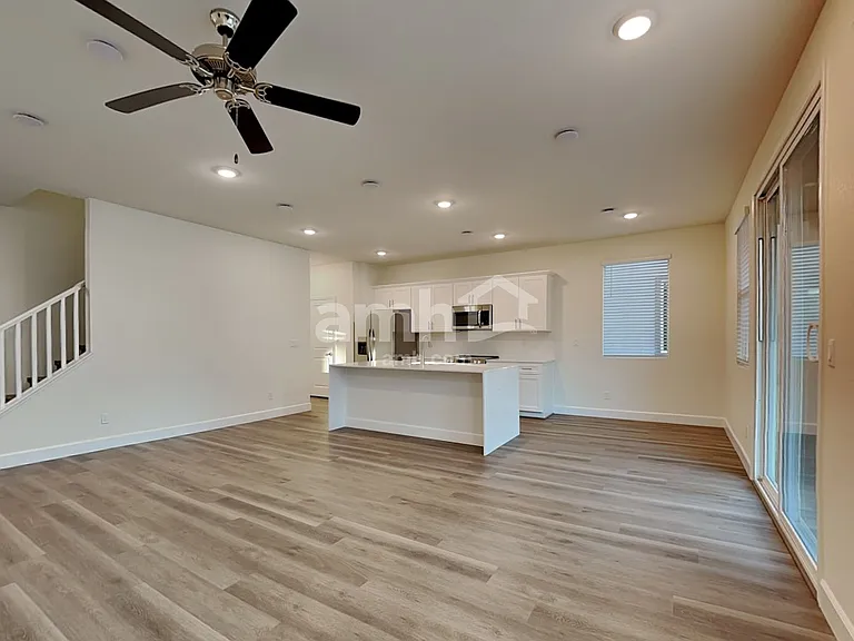 10375 Medusita St — Photo 5