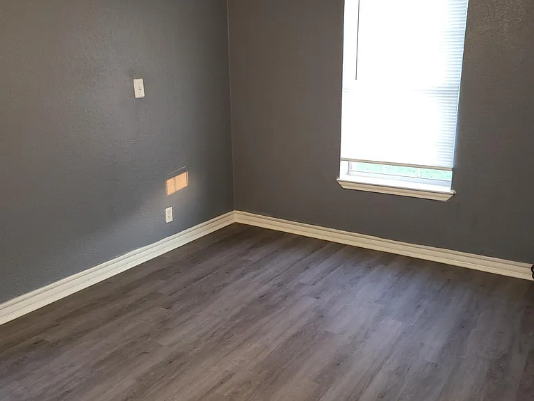 901 Sissom Rd #2 — Photo 2