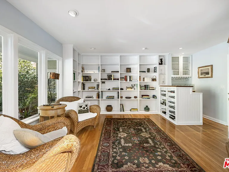 11215 W Sunset Blvd — Photo 20