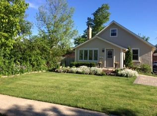 449 Spruce Ave, Lake Forest, IL 60045