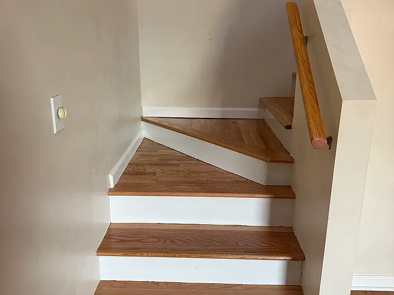522 Bellmore Pl — Photo 5