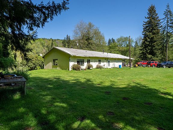 2nd image of 32185 Upper Nestucca Rd