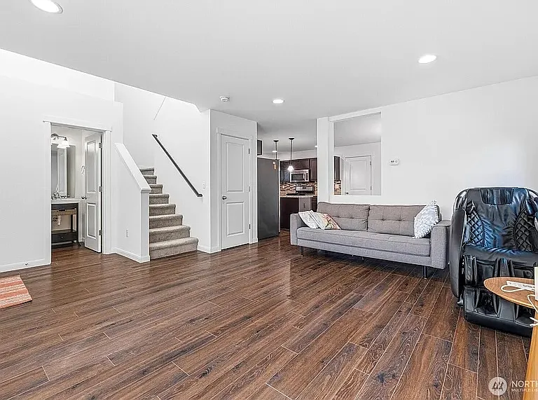 709 Crested Butte Blvd — Photo 8