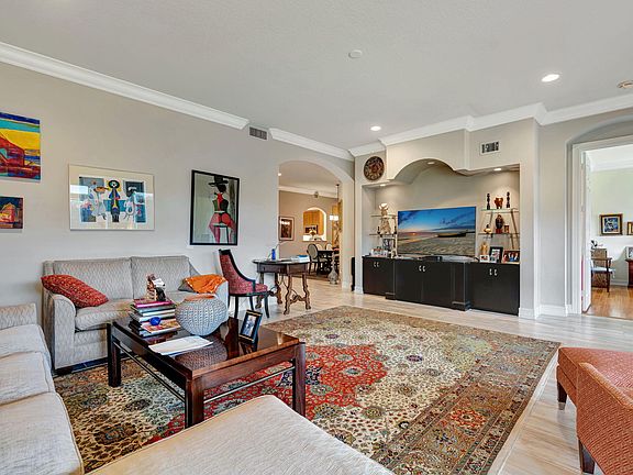 4th image of 106 Palm Bay Drive #B