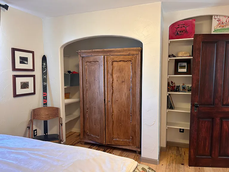 Guest Bedroom #2