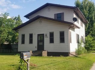 1718 Hagar St, La Crosse, WI 54603