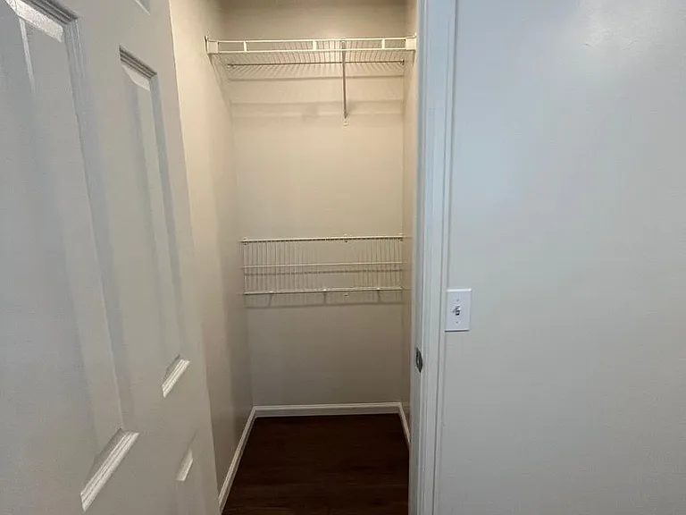 215 Cheyenne St — Photo 13