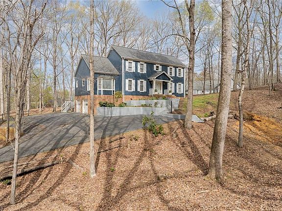 2nd image of 642 Wildflower Ln