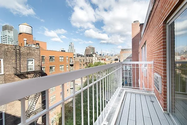 Rented by REAL New York | media 26