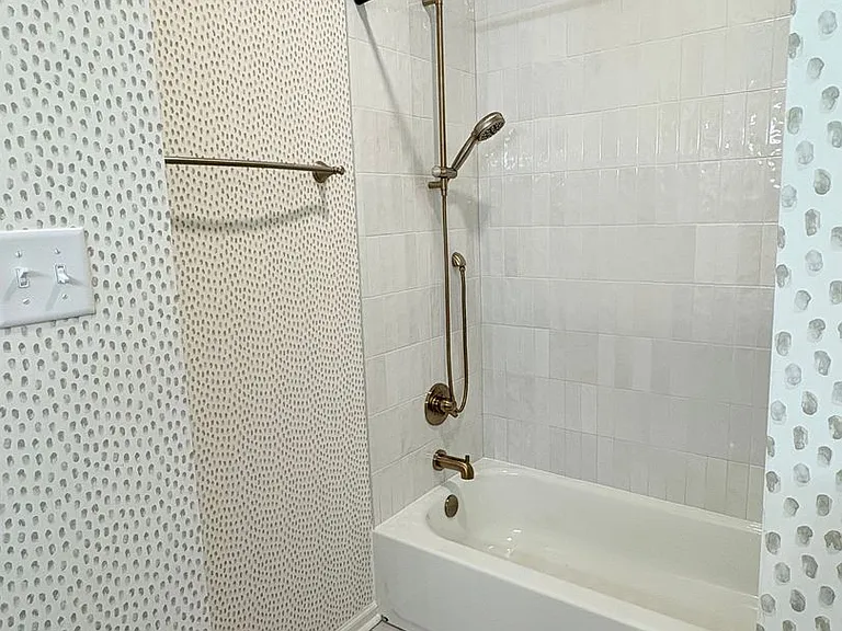 5 Saint Thomas Ct — Photo 34