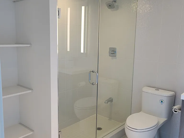585 Bloor St E #2224 — Photo 8