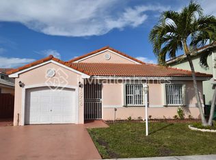 15745 SW 82nd St, Miami, FL 33193