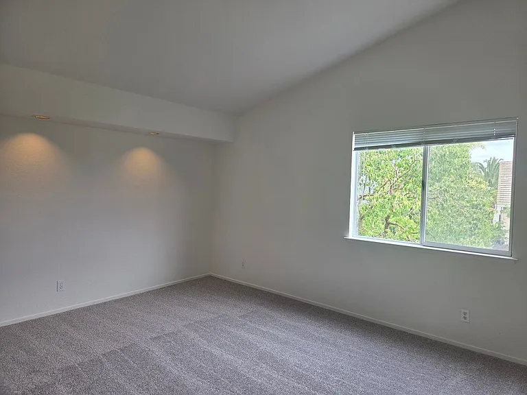 745 Monte Carlo Dr — Photo 16