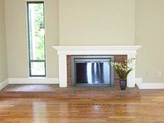 Fireplace, Hardwood floor