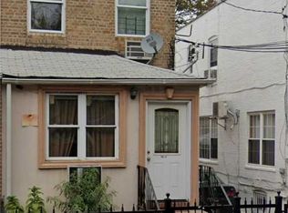 9611 Alstyne Ave, Flushing, NY 11368