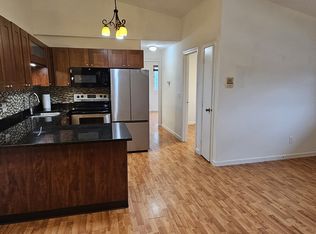 20 Zambarano Ave APT 202, North Providence, RI 02911