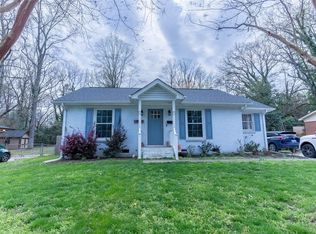 3924 Colebrook Rd, Charlotte, NC 28215