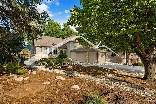 6525 White Falcon Ct Photo 1