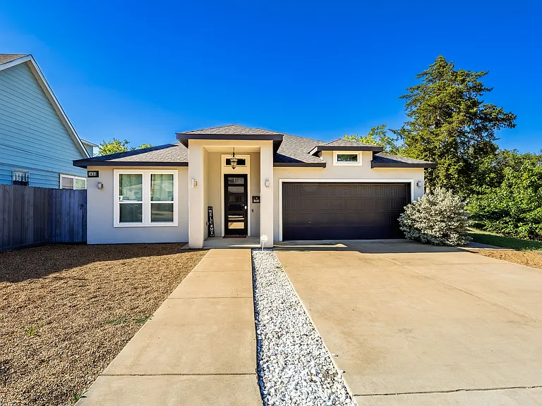 3425 Shelley Blvd — Photo 6