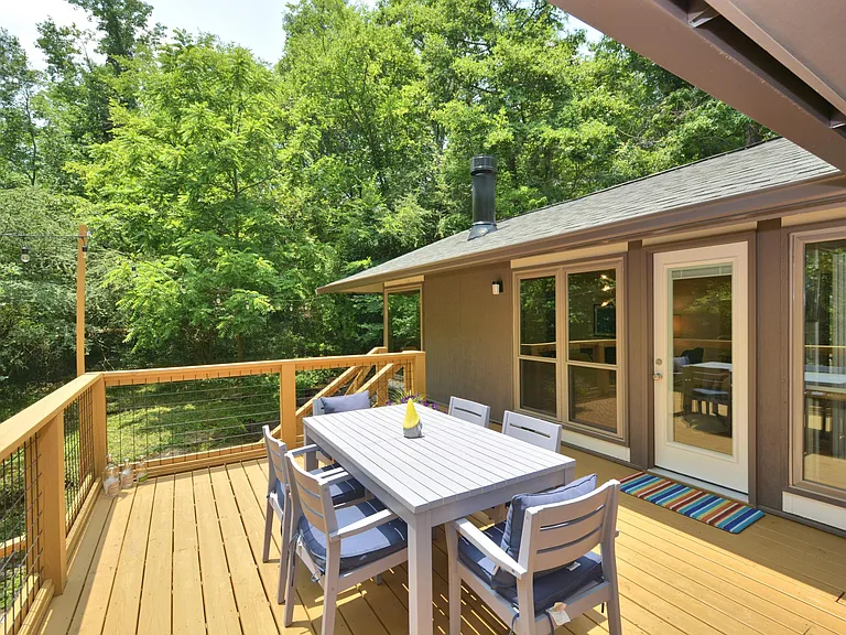 2268 Pine Ln — Photo 33