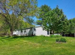 74 Larry Ln, Proctor, VT 05765