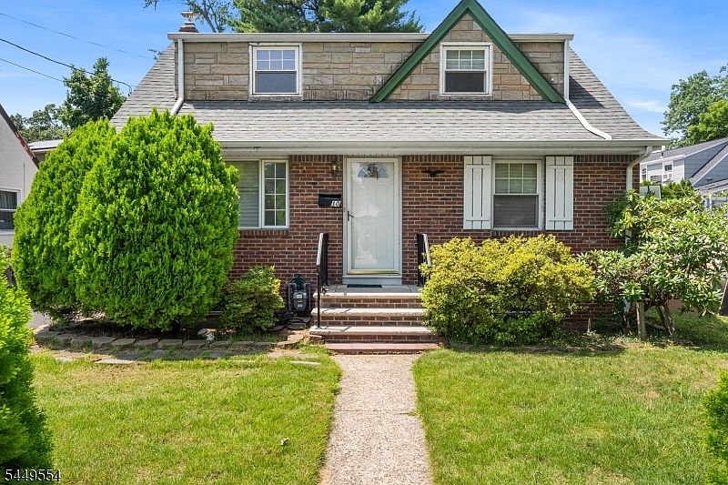 1st image of 10 Greenwich St