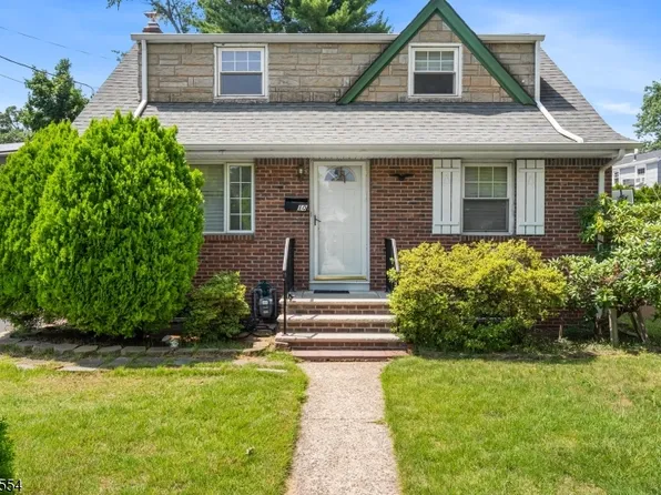 10 Greenwich St, Bergenfield Boro, NJ 07621