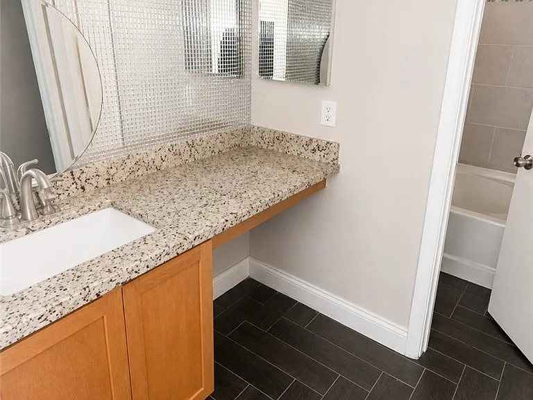 5041 Nardini Ave — Photo 13