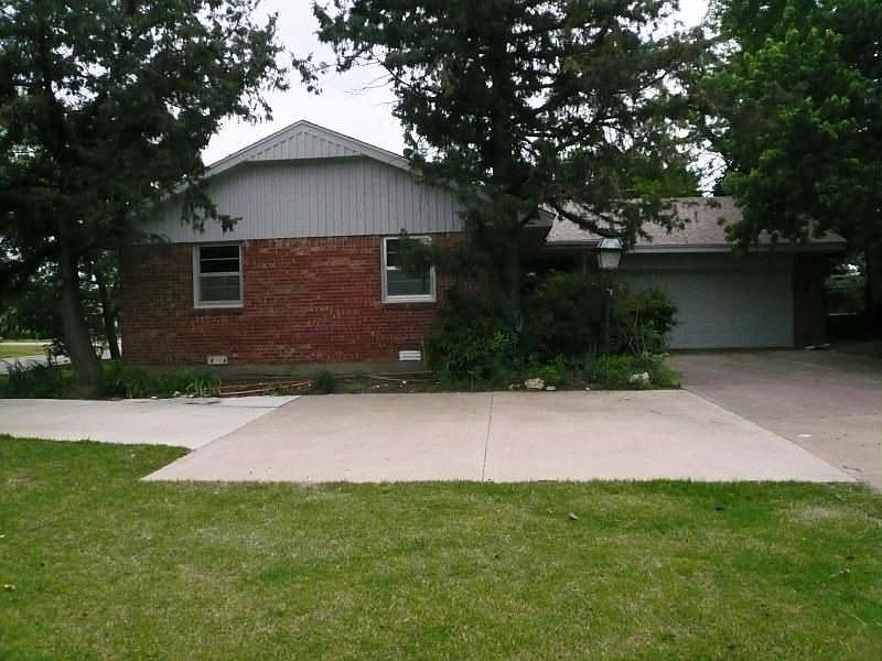 1st image of 3502 NW Ferris Ave