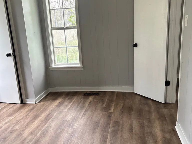 951 Norris St — Photo 8