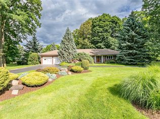 570 Thomas Ave, Rochester, NY 14617