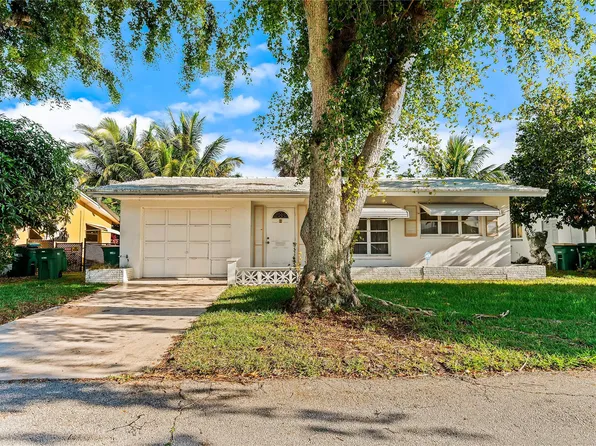 5702 NW 47th Lane, Tamarac, FL 33319