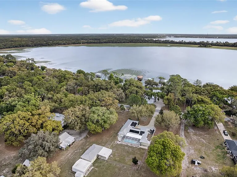 2065 Oak Beach Blvd — Photo 35