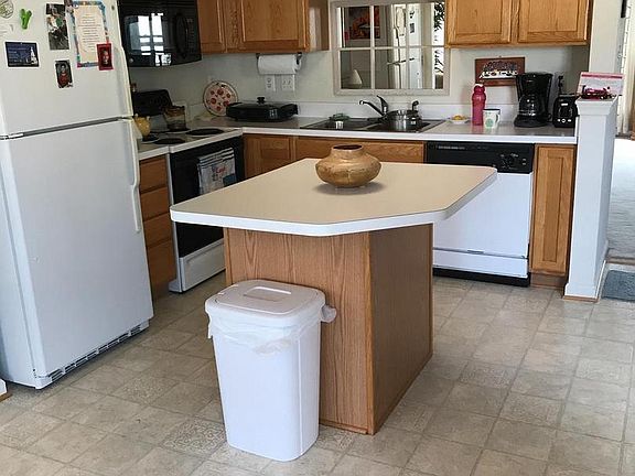 5th image of 11005 New Market Ct