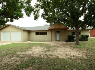 1611 Indian Hills Dr, Big Spring, TX 79720