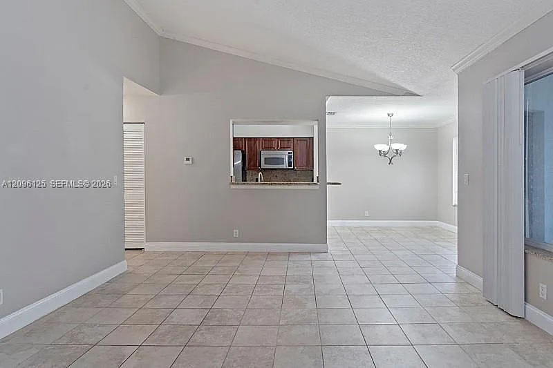 Casablanca Isles Condo — Photo 4