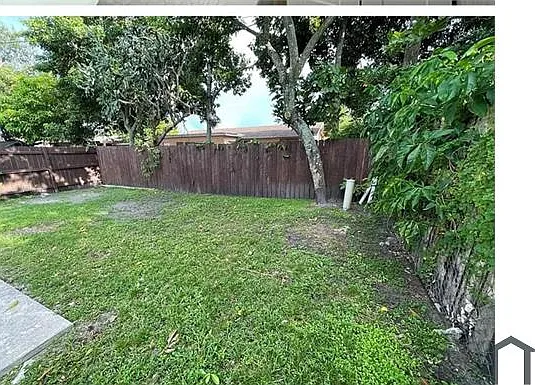 5414 NW 16th Ct — Photo 11