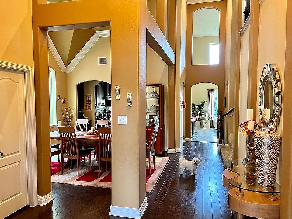 2nd image of 10502 Lindabury Hollow Dr