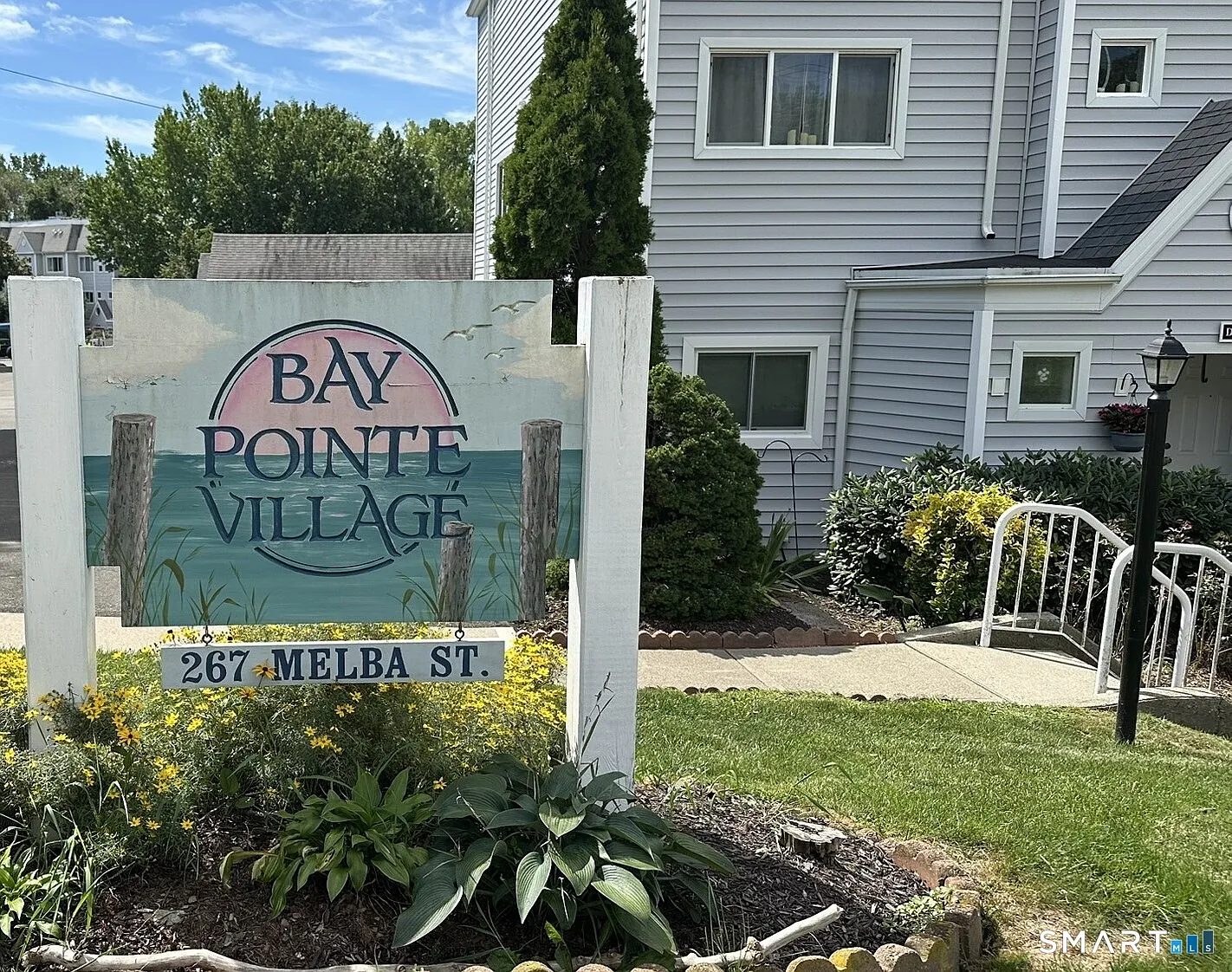 2 bed, 1.0 bath, 1297 sqft, $3,000 — Photo 1