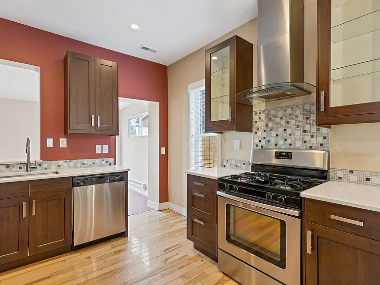 2511 W Caithness Pl — Photo 3
