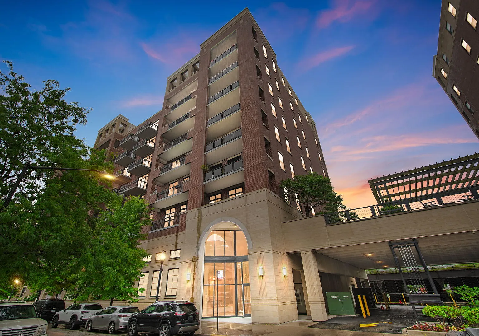 2 bed, 1181 sqft, $3,400 — Photo 1
