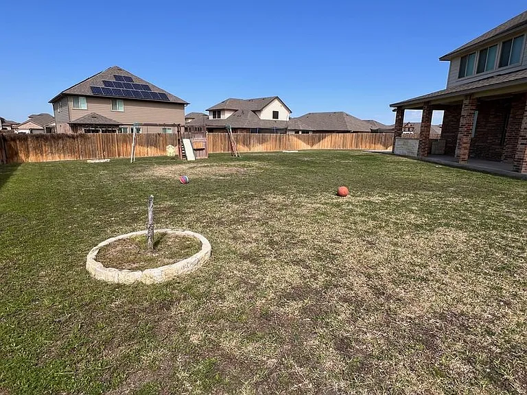 2520 Dante Ct — Photo 35