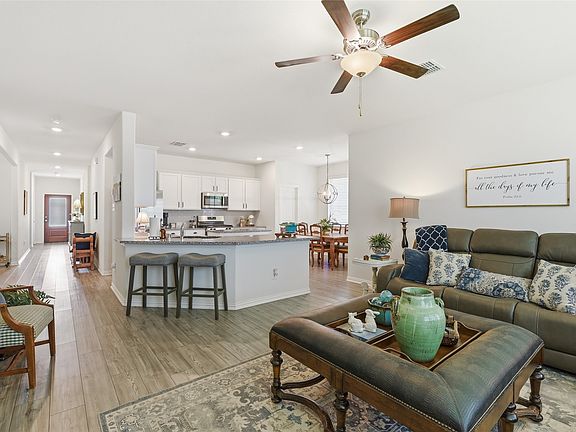 4th image of 5829 Pensby Dr
